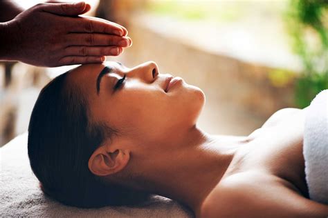 The Surprising Benefits of Facial Massage .